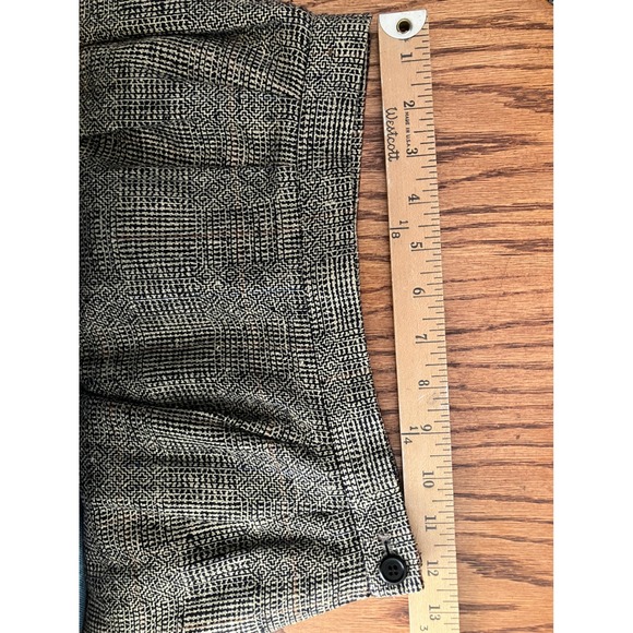 Saks Fifth Avenue Sanyo Houndstooth Skirt Pure Silk Size 4 career - Picture 9 of 9